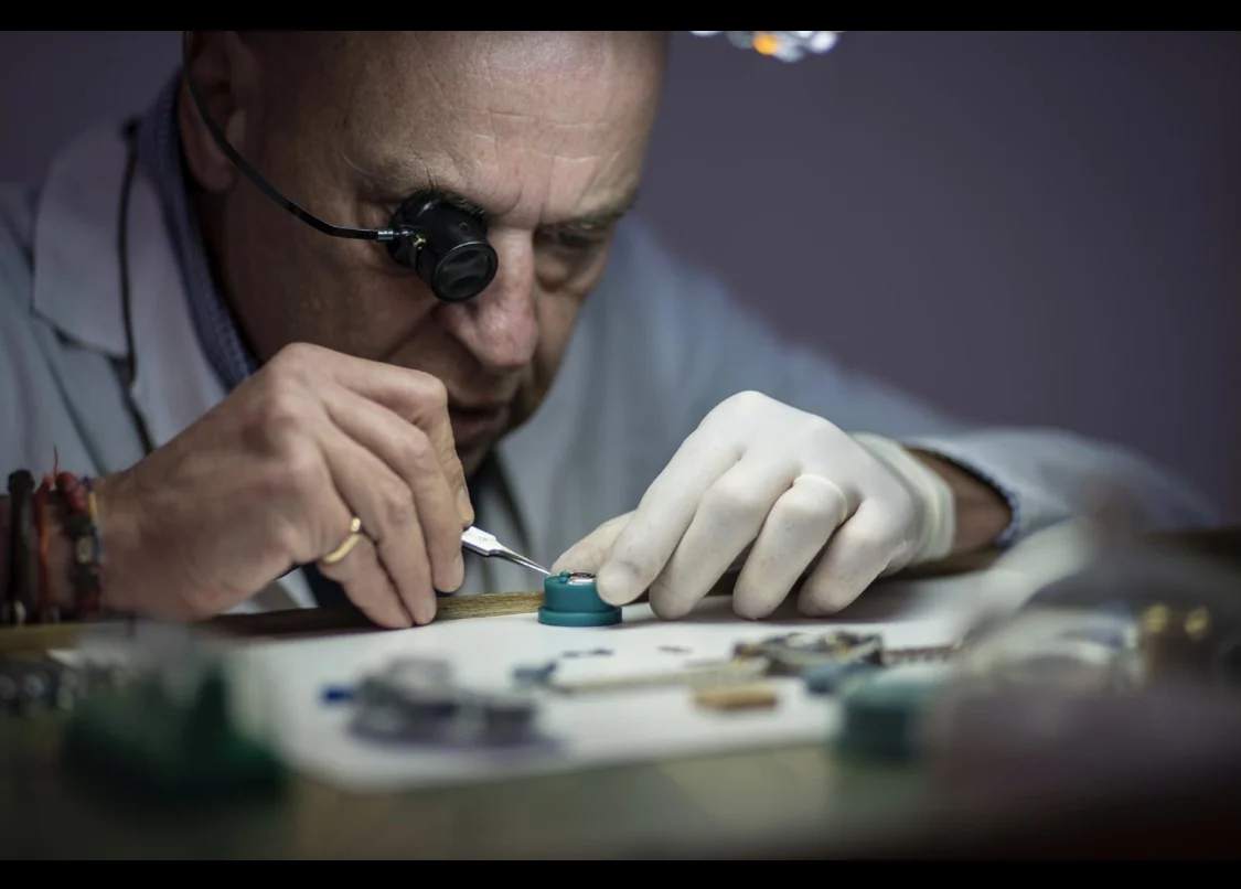 Movimento meccanico orologio